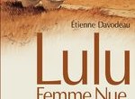 A 40 ans, Lulu est écrasée par le poids d’une vie qu’elle ne maîtrise pas. A la suite d’un énième entretien d’embauche raté, elle décide de prendre son temps avant de rentrer auprès de son mari et de ses 3 enfants. Arrivée sur les bords de mer, elle semble enfin libérée et va vivre de multiples aventures et faire autant de rencontres.